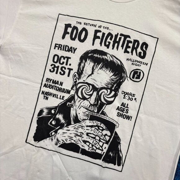 The Return of the Foo Fighters Rock Band T-Shirt Size Extra Large - Picture 4 of 4